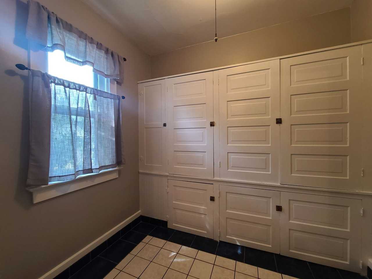 1314 Niles Ave - Photo 6 of 29