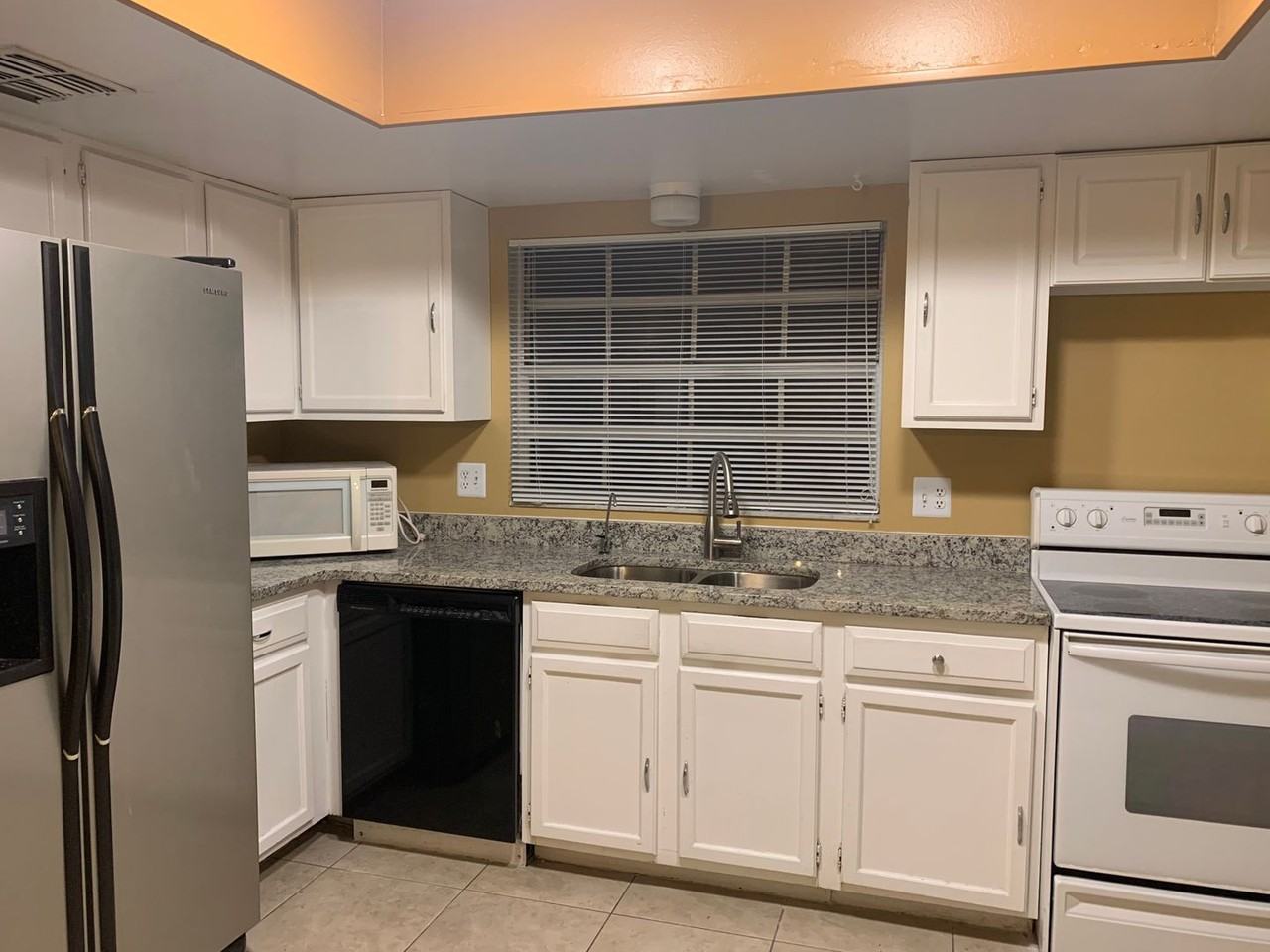 1245 Rising Sun Blvd - Photo 3 of 9