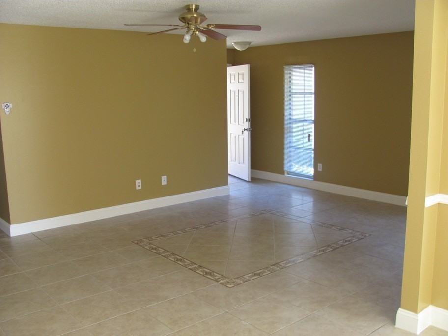 1245 Rising Sun Blvd - Photo 4 of 9