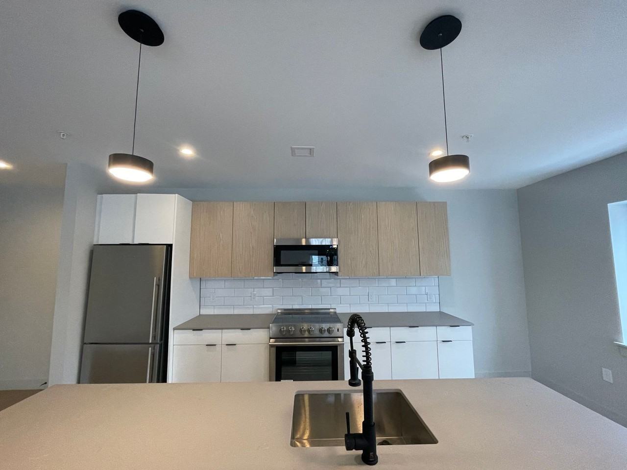 75 Chestnut Street - Photo 5 of 30