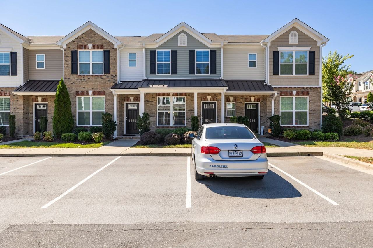 5387 Farm House Trail - Photo 3 of 25