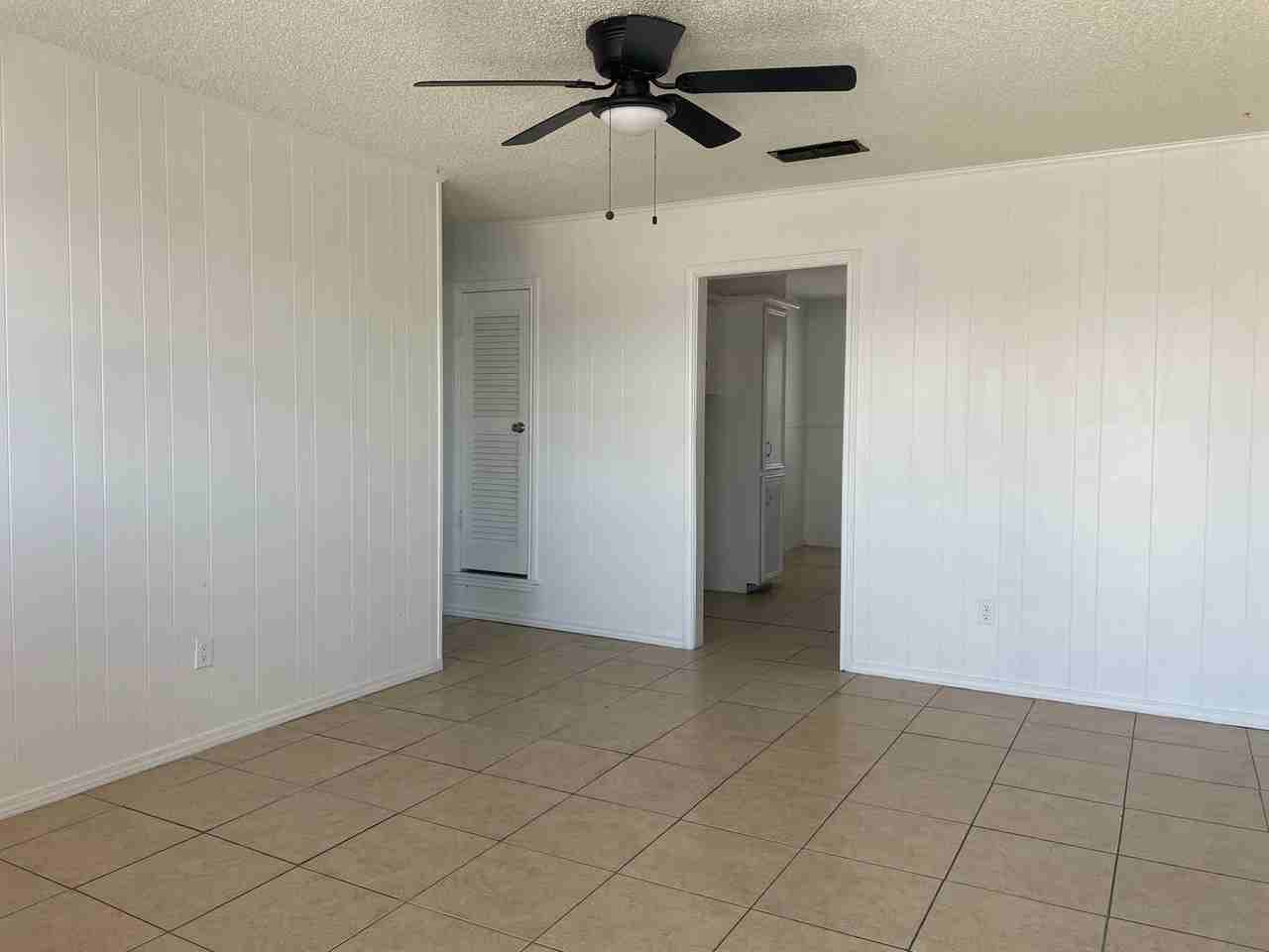 Everstone 12 - Photo 2 of 8