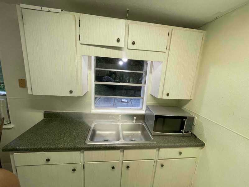 115 5th St Ne - Photo 7 of 22