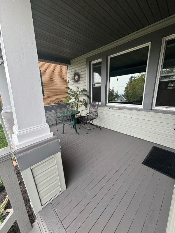 107 W 7th St - Photo 2 of 14