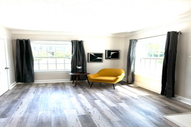 1686 Lee Rd - Photo 7 of 13