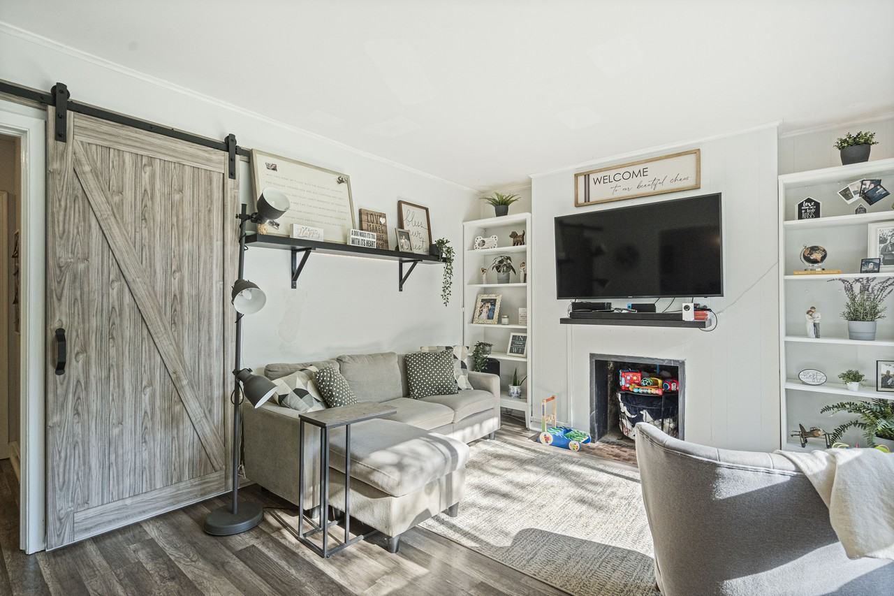 4761 Canterbury Rd #NA - Photo 2 of 19