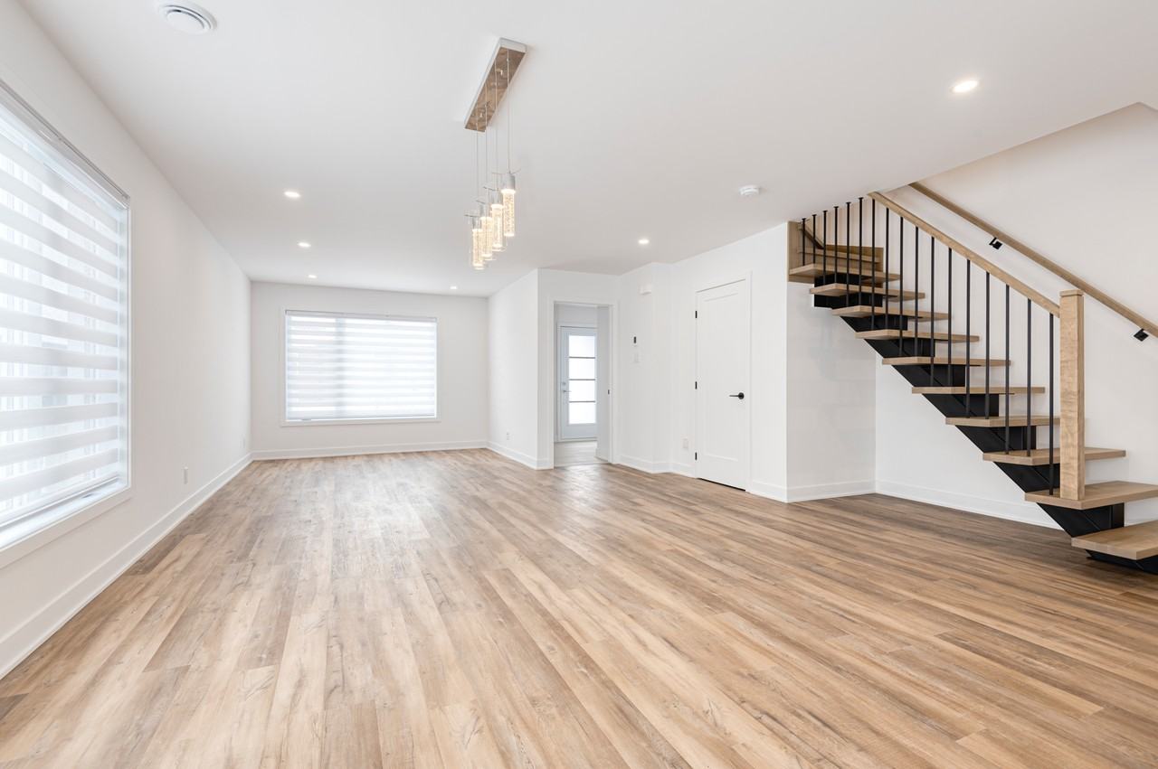 5120 Rue Descartes - Photo 3 of 24