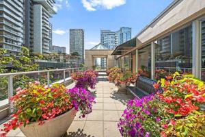 featured image of 590 Robson Street