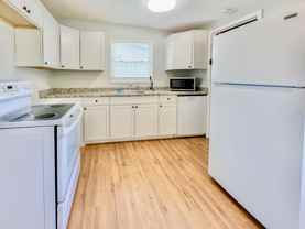 105th St - Photo 1 of 1