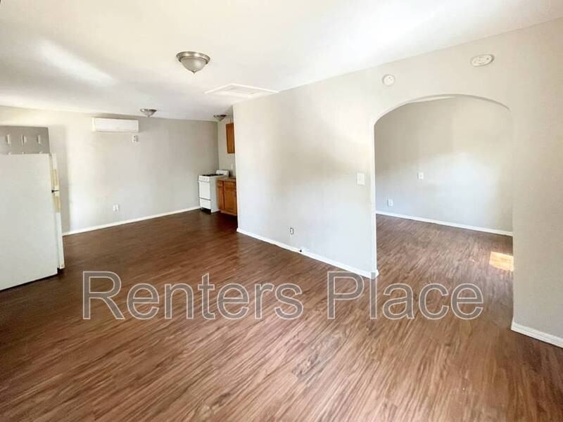 200 East 6th Street #G - Photo 3 of 8