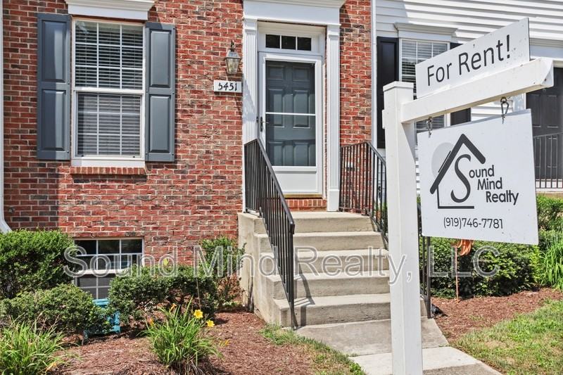 5451 Crabtree Park Ct - Photo 2 of 34