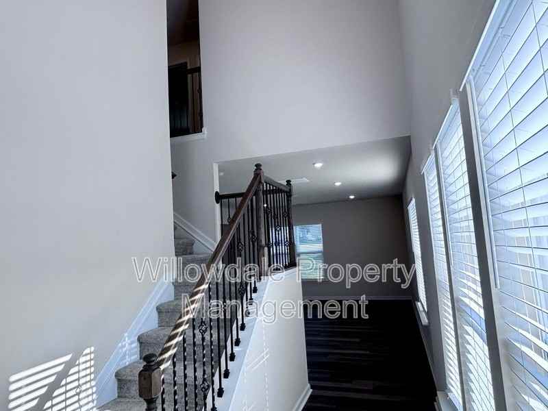 4111 Congleton Pl - Photo 5 of 31