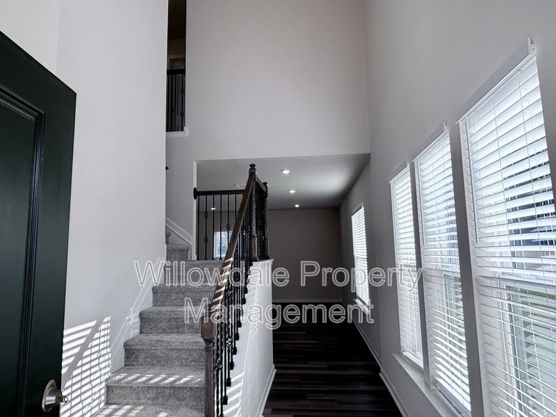 4111 Congleton Pl - Photo 6 of 31