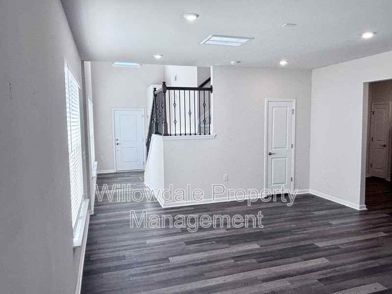 4111 Congleton Pl - Photo 7 of 31