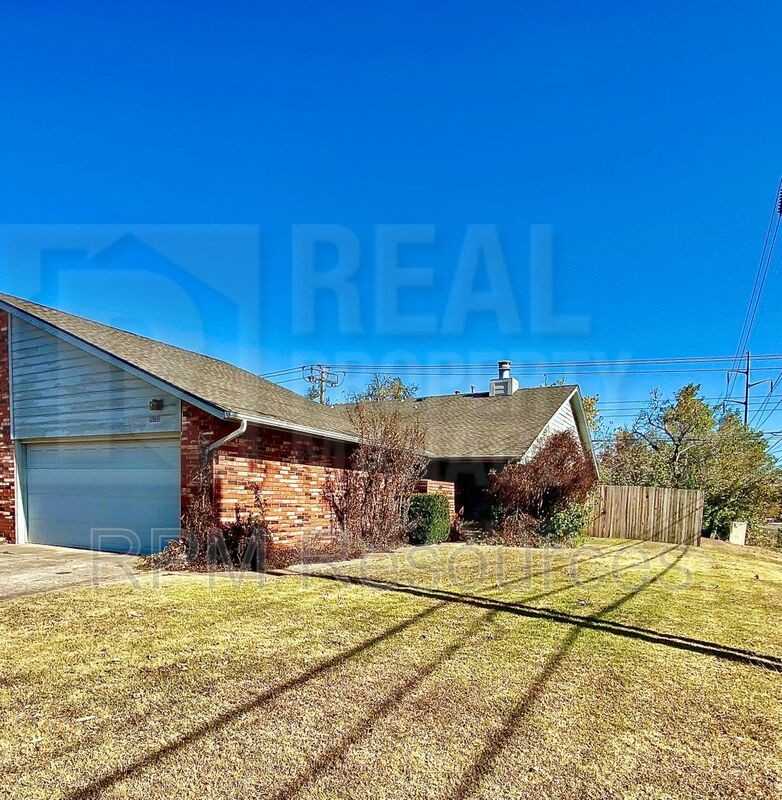 10900 Greystone Ave - Photo 2 of 28