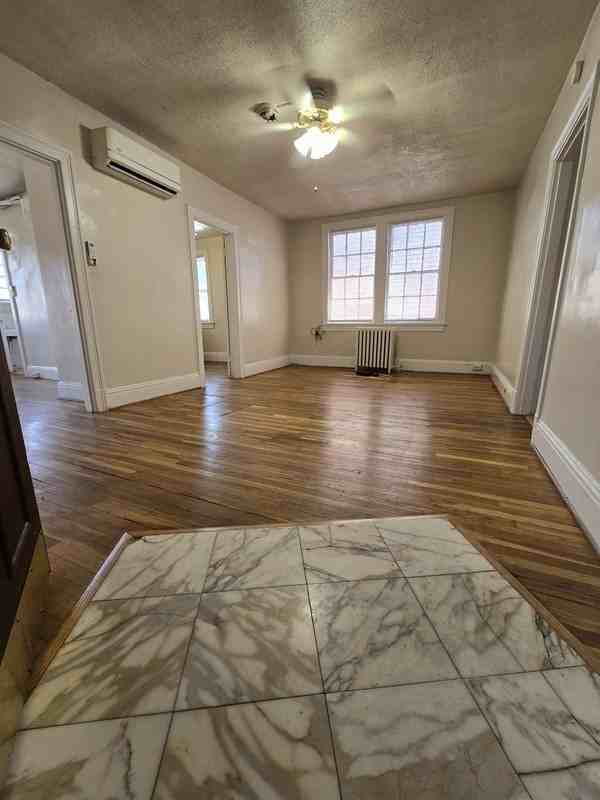 608 N Arthur Ashe Blvd #11 - Photo 3 of 12