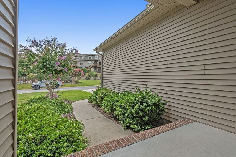 76 Cypress Cir - Photo 3 of 23