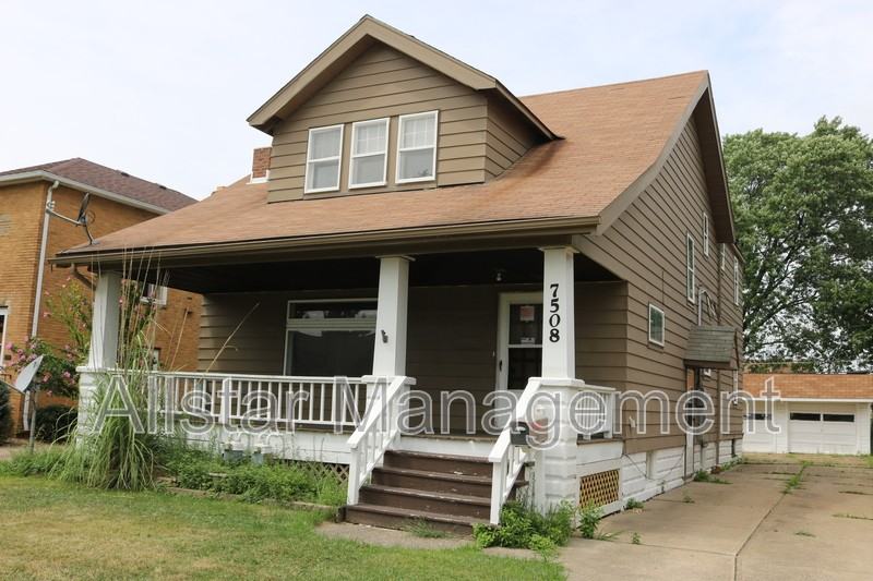 7508 Theota Ave #UP - Photo 2 of 37