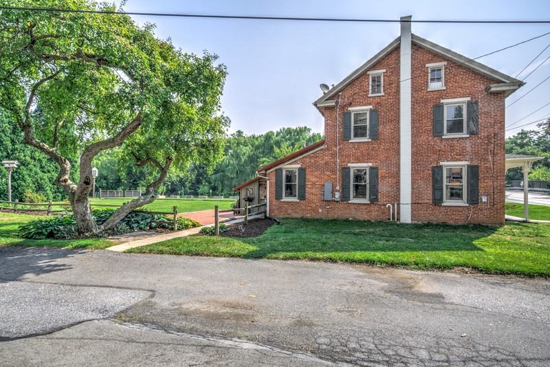 2555 Old Philadelphia Pike, Bird In Hand, PA 17505 - 3 bedroom House ...