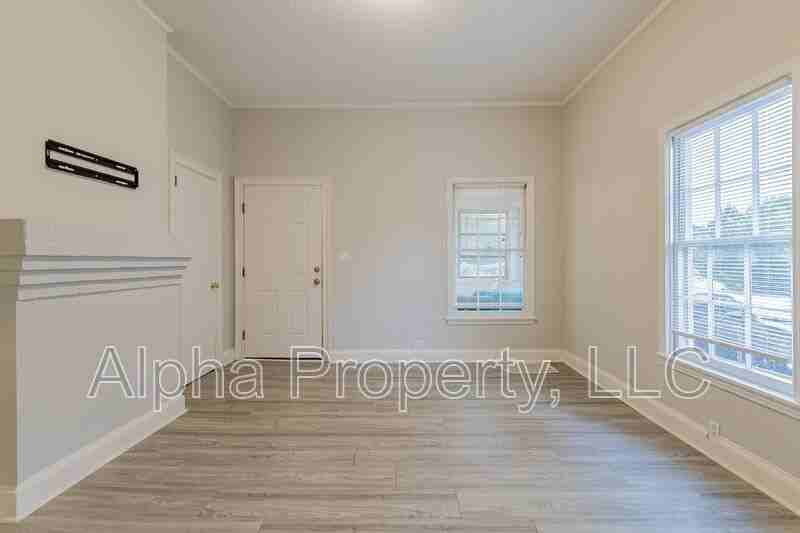 62 Hutchins Street - Photo 4 of 14