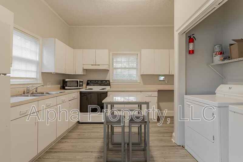 62 Hutchins Street - Photo 5 of 14