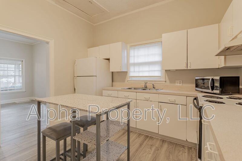 62 Hutchins Street - Photo 6 of 14