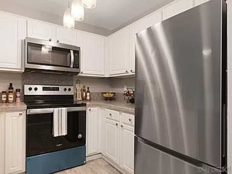 3440 Lebon Dr #4104 - Photo 3 of 20