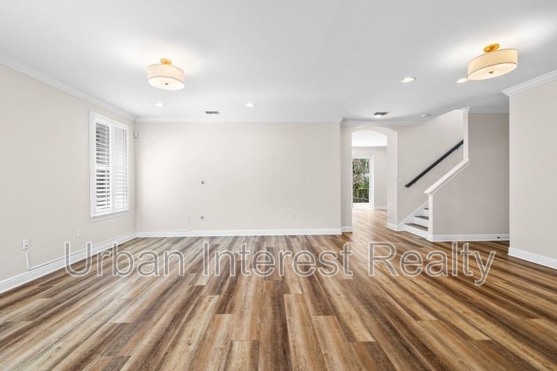 164 Dominica Ct - Photo 4 of 33