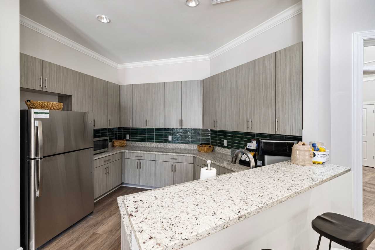 Hudson Carolina Colours - Photo 5 of 16