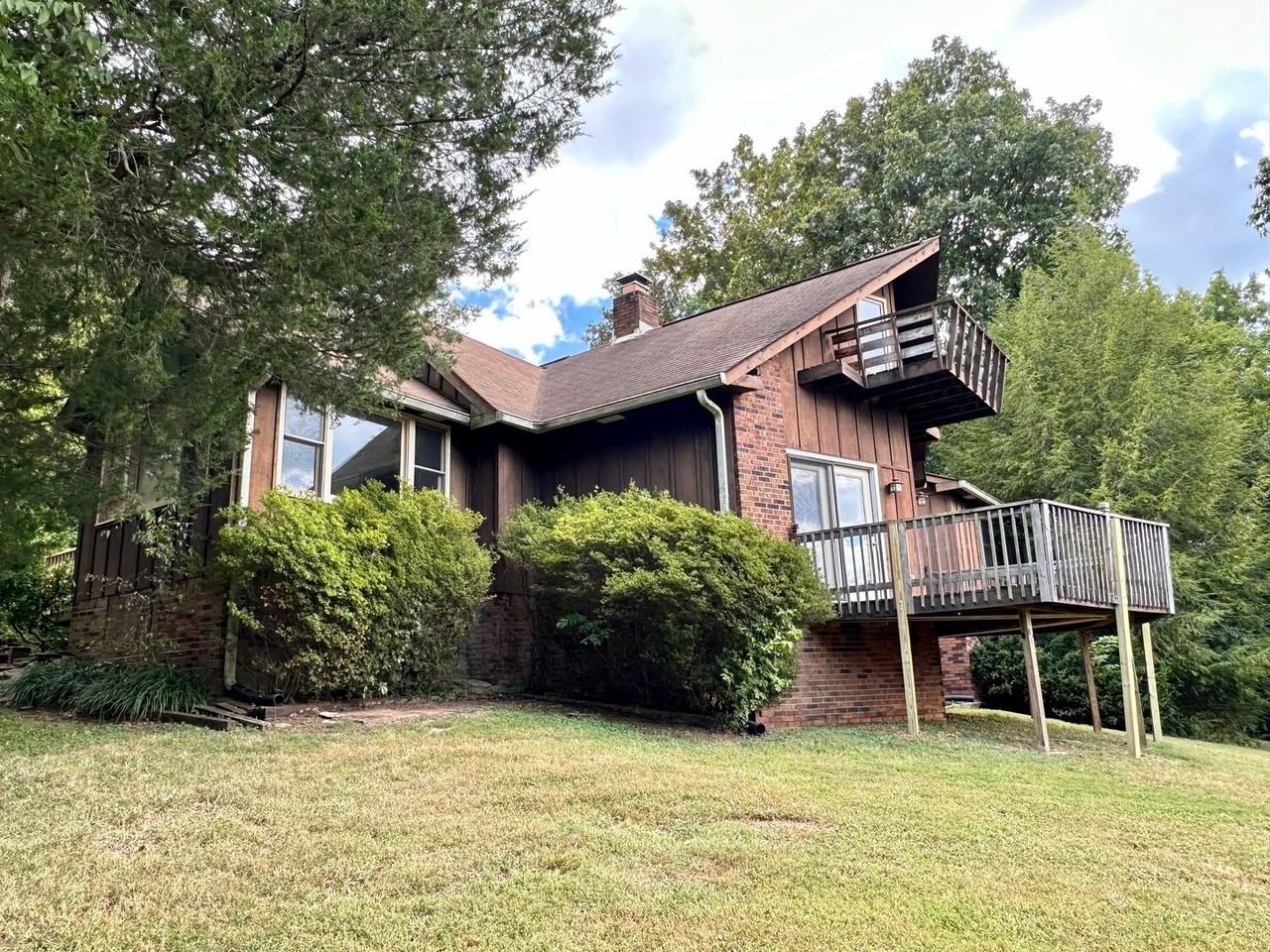 3801 Moore Hollow Rd - Photo 2 of 35
