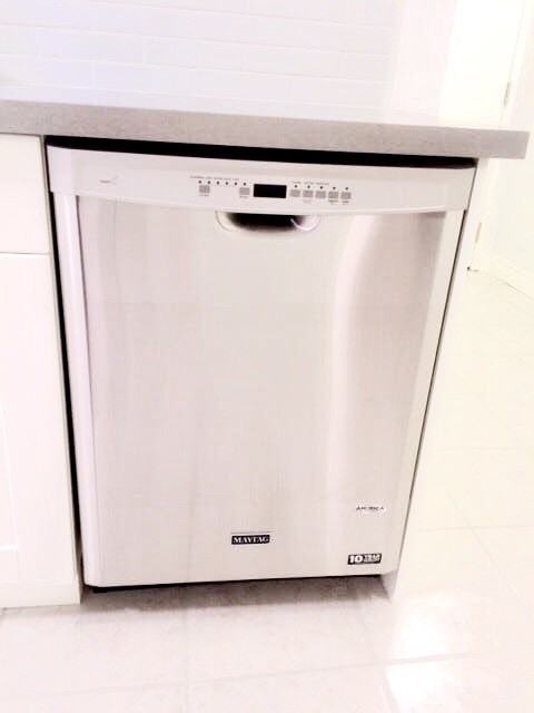 83 Annette Street - Photo 5 of 10