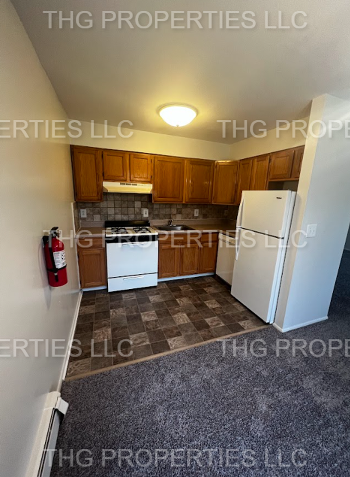 405 Franklin - Photo 5 of 8