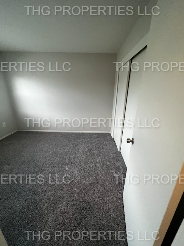 405 Franklin - Photo 7 of 8