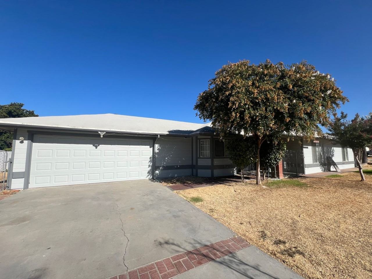 18782 Midland Way - Photo 2 of 19