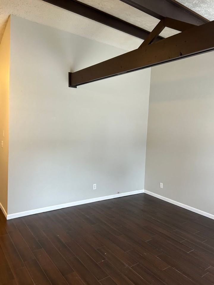 7670-MF4-E4 - Photo 2 of 8