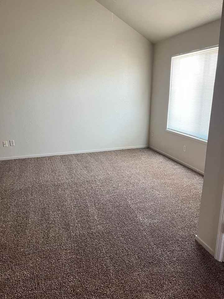 a1400b - Photo 3 of 10