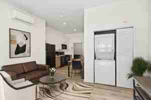 featured image of 1536 N 16th St