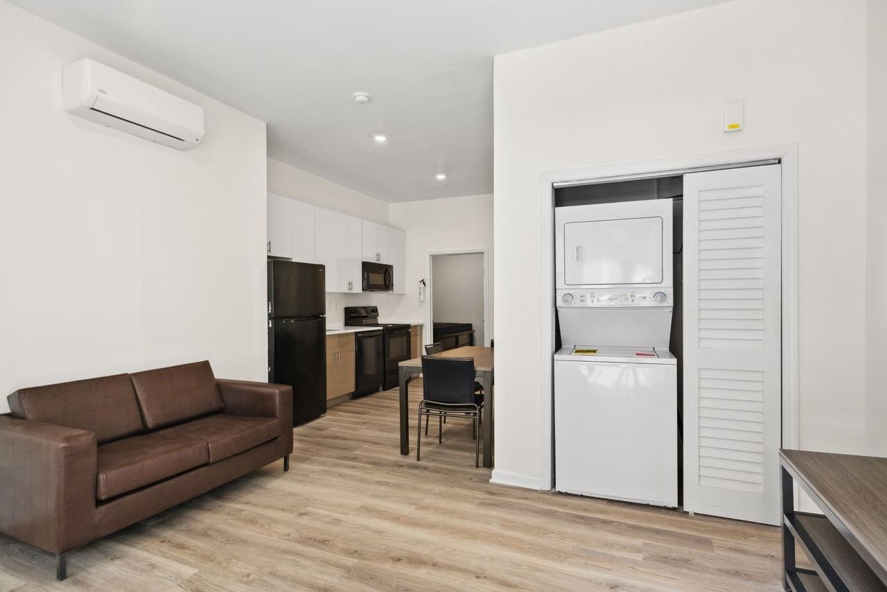 Owl's Nest Apartments - Photo 5 of 10