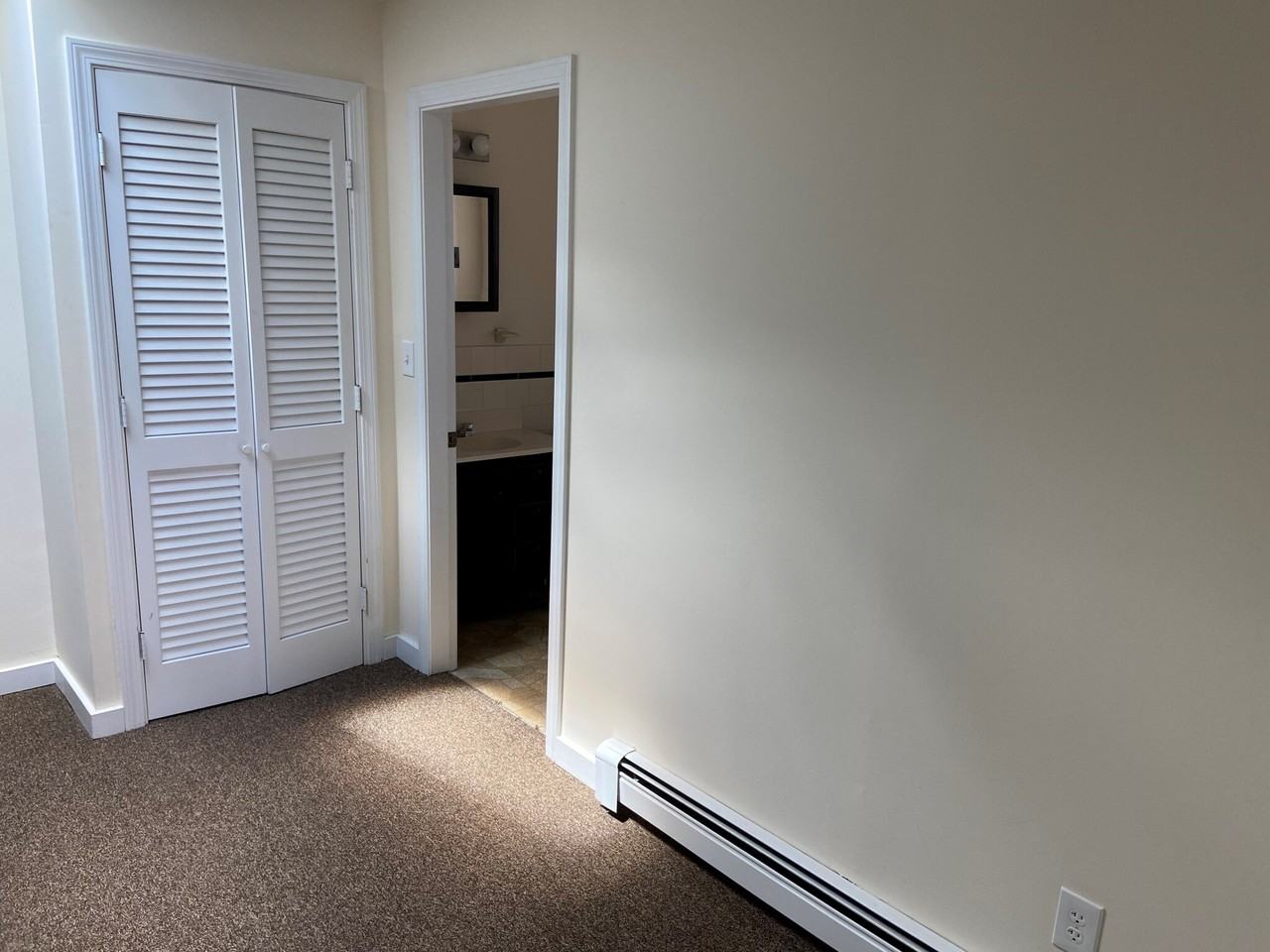 1383 Washington St #3 - Photo 6 of 14