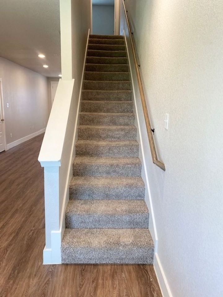 376 Hemphill St - Photo 6 of 20