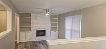 featured image of 809 Ne 74th St