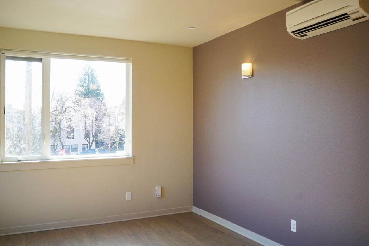 2250 Ne Glisan St #210 - Photo 3 of 13