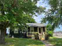 852 N Columbia Ave - Photo 1 of 1