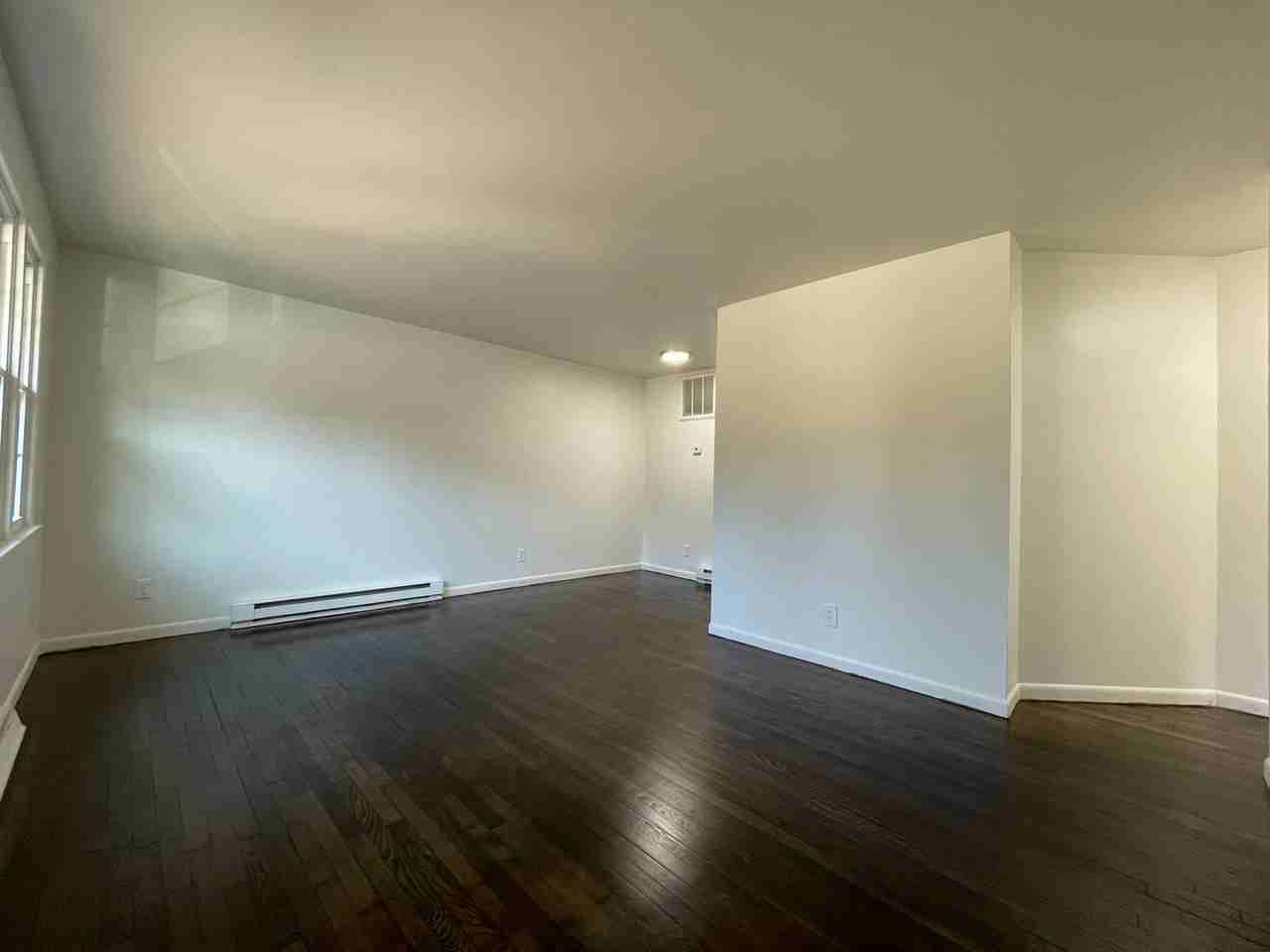 16411 Harrowgate Rd - Photo 2 of 12