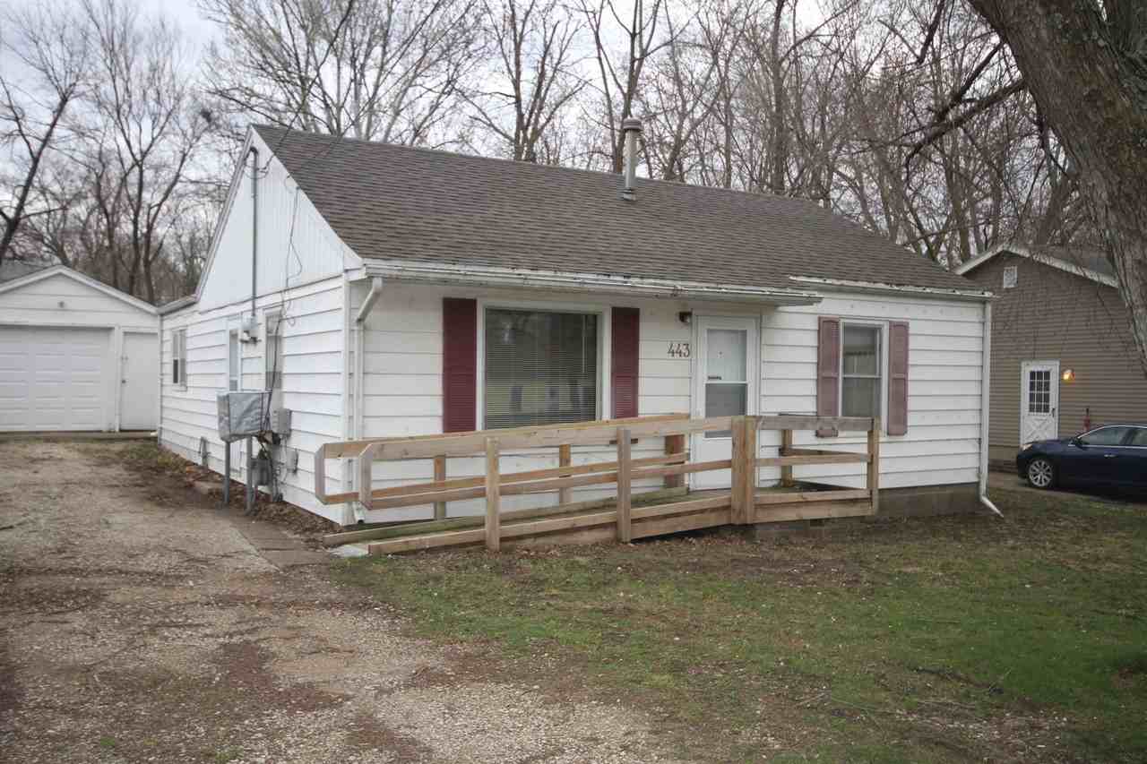 443 Hart Ave - Photo 2 of 14