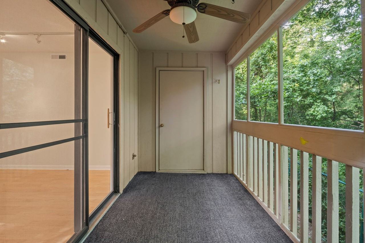 1905 Abbey Cir - Photo 6 of 25