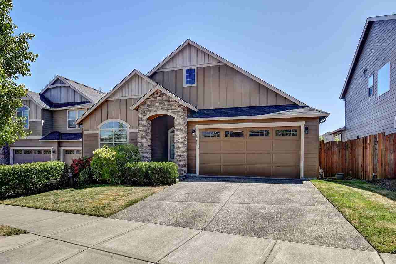 3011 Ne 169th Way - Photo 2 of 38