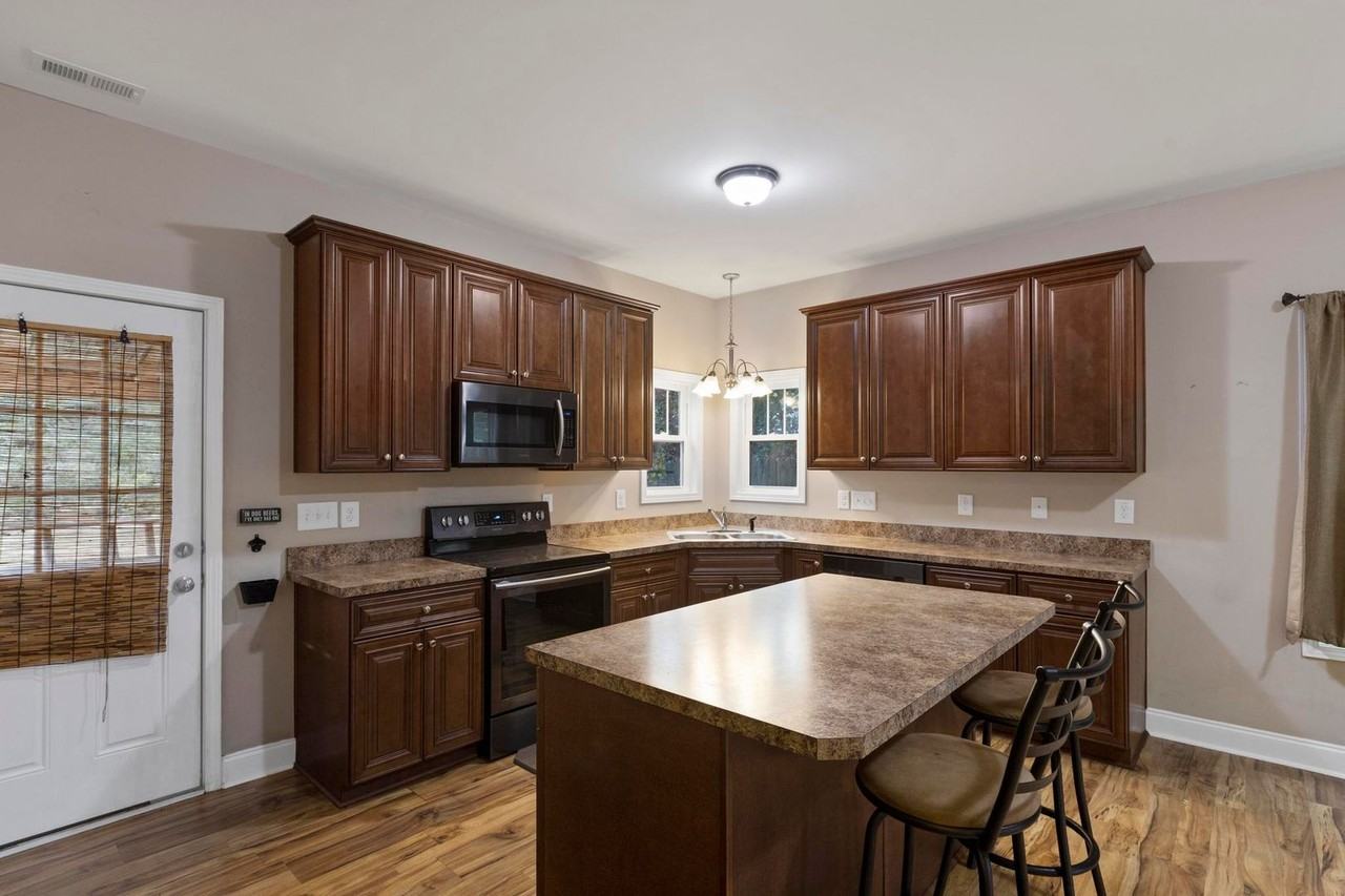 101 Chesney Dr - Photo 7 of 22