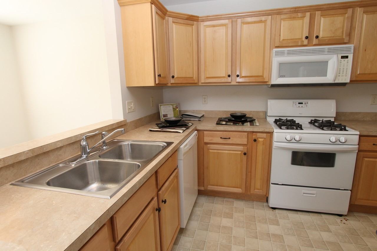 158 Tulip Blvd - Photo 6 of 24