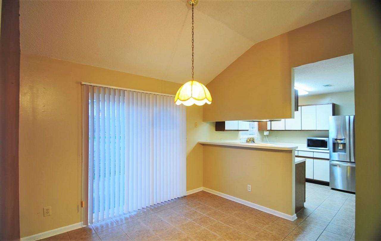 220 Knox Creek Trl Nw - Photo 7 of 11